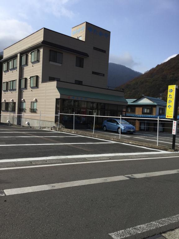 Hotel Onsen Minshuku Yutakaya à Yuzawa  Extérieur photo